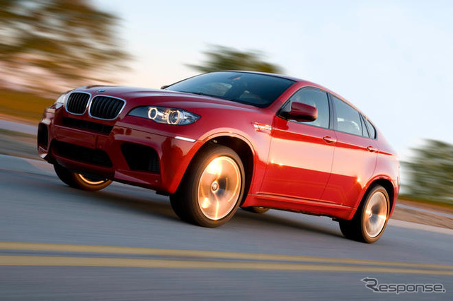 【BMW X6M 試乗】高回転型でなくても“Mのエンジン”は特別…河村康彦