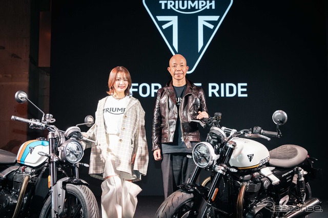 発表会には平嶋夏海さん(左)と小峠英二さん(右)も登場