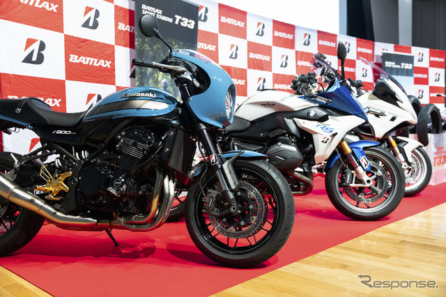 ブリヂストン「BATTLAX SPORT TOURING T33」