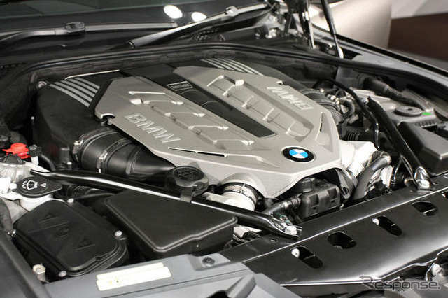【BMW 7シリーズ 試乗】やっぱり攻めのクルマ…岩貞るみこ