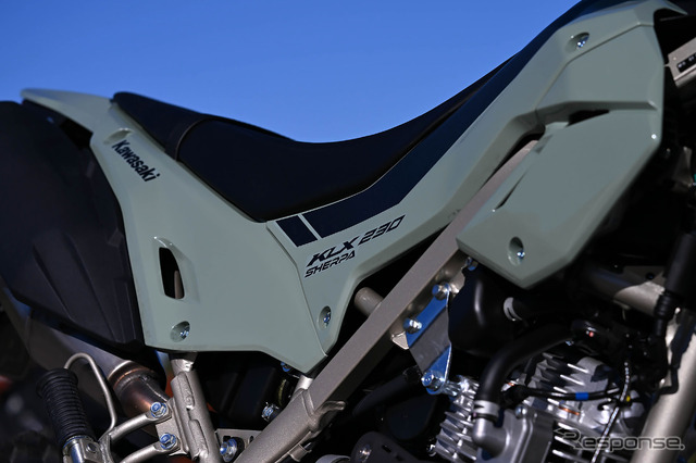 カワサキ KLX230シェルパ