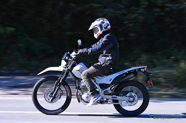 カワサキ KLX230シェルパ
