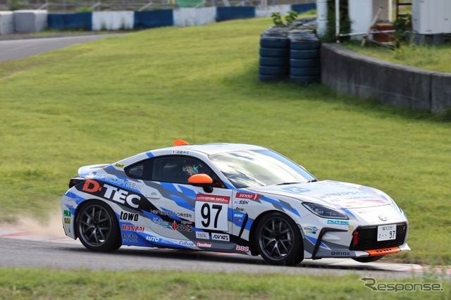 セルスター工業がスポンサードしているGR86/BRZ Cup参戦車両・トヨタモビリティ神奈川DTEC TEAM MASTER ONE(神奈川トヨタ自動車株式会社)のトヨタ『GR86』