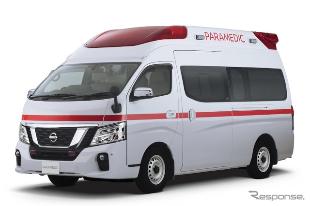 日産パラメディック