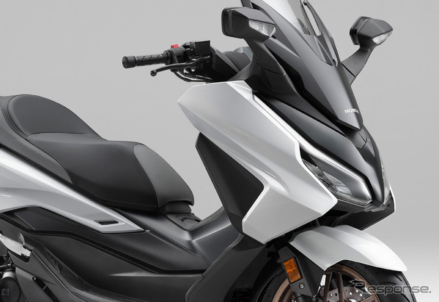 ホンダ フォルツァ  一部改良モデル