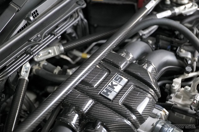 HKS『GR86/BRZ』用カーボンブレース