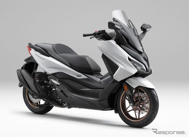 ホンダ フォルツァ  一部改良モデル