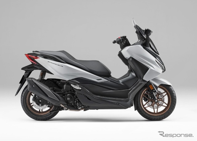 ホンダ フォルツァ  一部改良モデル