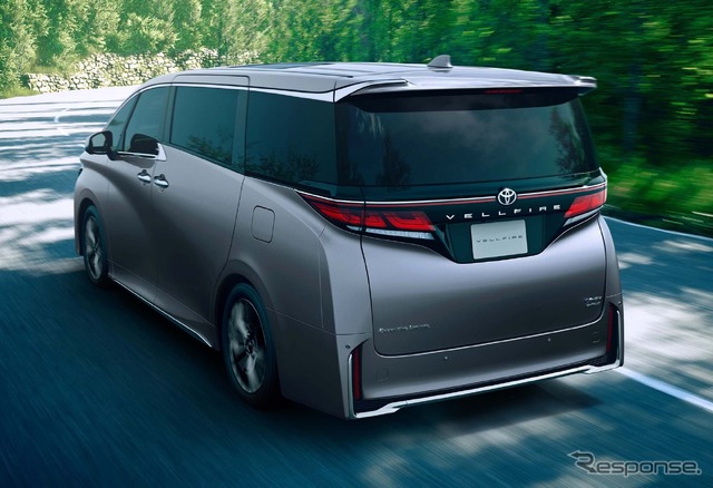 トヨタ・ヴェルファイア・エグゼクティブラウンジ(PHEV・E-Four)