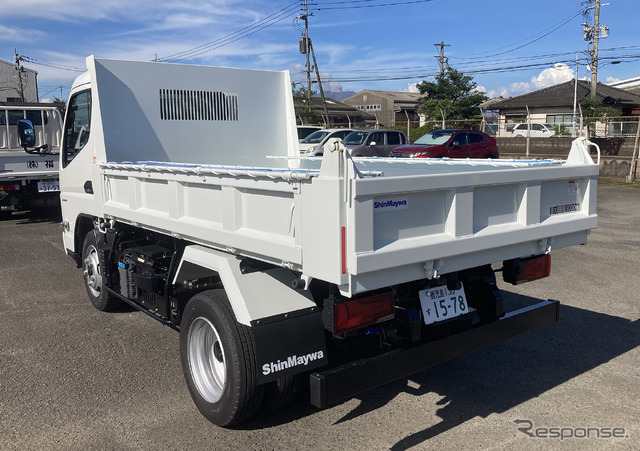 ダンプ仕様の『eCanter』