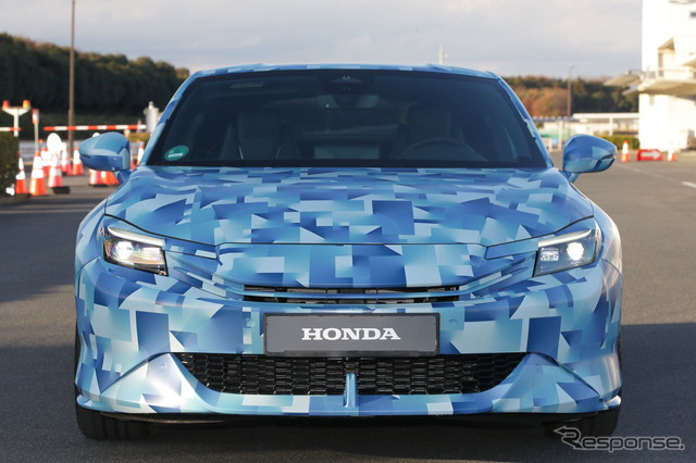 ホンダの次世代小型e:HEVシステムを搭載したプレリュード プロトタイプ