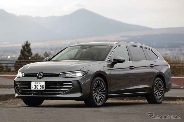 VW パサート 新型(eハイブリッド エレガンス)