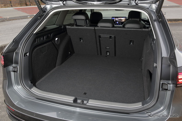 VW パサート 新型(eハイブリッド エレガンス)