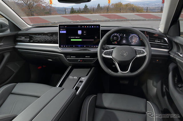 VW パサート 新型(eハイブリッド エレガンス)