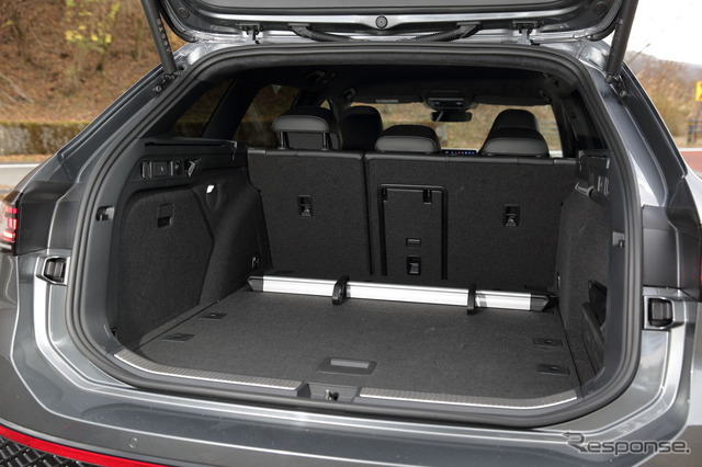 VW パサート 新型(eTSI Rラインプラスパッケージ)