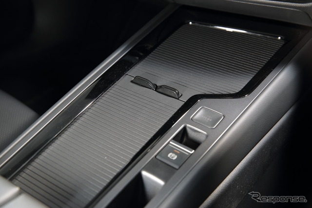 VW パサート 新型(eTSI Rラインプラスパッケージ)