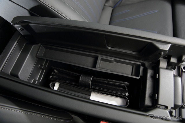 VW パサート 新型(eTSI Rラインプラスパッケージ)