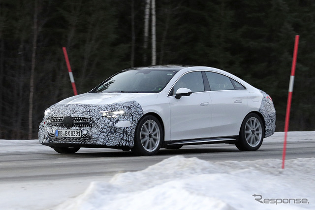 メルセデスベンツ CLA 次期型、ICE搭載仕様のプロトタイプ