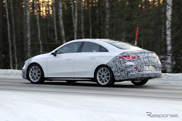 メルセデスベンツ CLA 次期型、ICE搭載仕様のプロトタイプ
