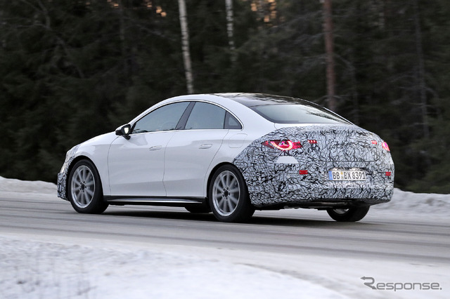 メルセデスベンツ CLA 次期型、ICE搭載仕様のプロトタイプ