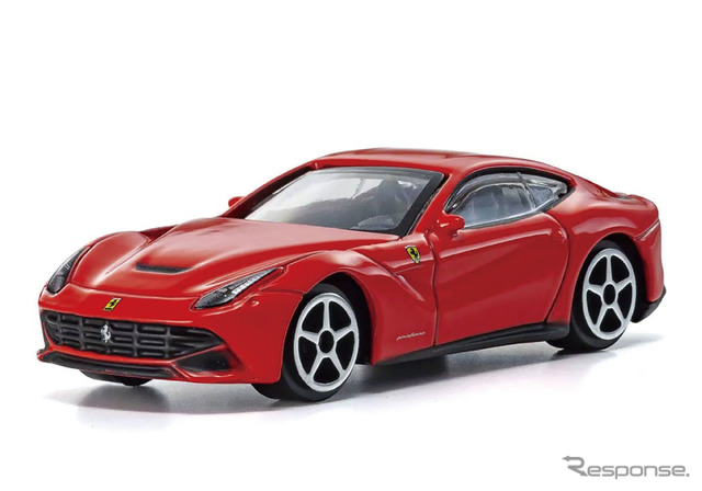 フェラーリ『F12ベルリネッタ』の1/64スケールミニカー