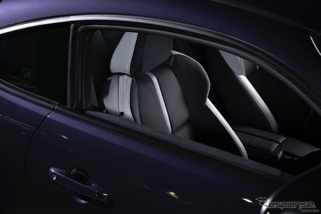 スバル BRZ STI Sport PURPLE EDITION