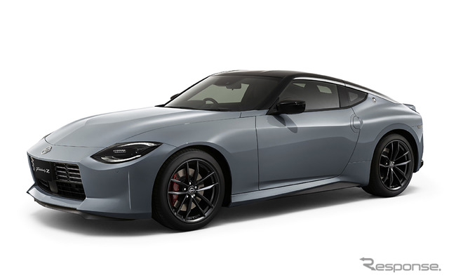 日産フェアレディZの2025年モデル（ステルスグレー/スーパーブラック）