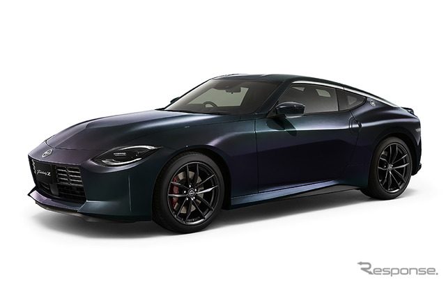 日産 フェアレディZの2025年モデル（ミッドナイトパープル）