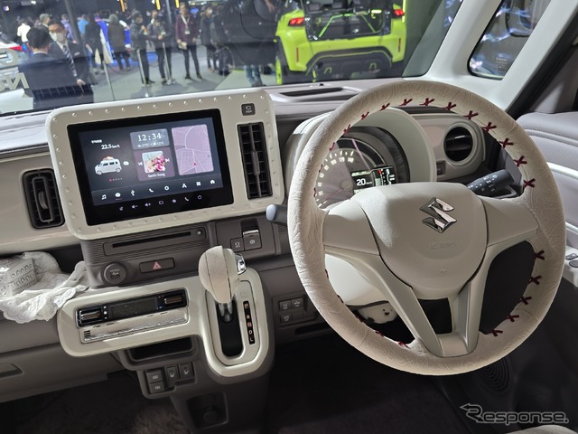 スズキ ワゴンR スマイル EUROPEAN ANTIQUE(東京オートサロン2025)