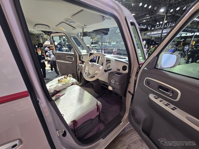 スズキ ワゴンR スマイル EUROPEAN ANTIQUE(東京オートサロン2025)