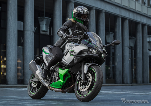 カワサキ Ninja 7 Hybrid
