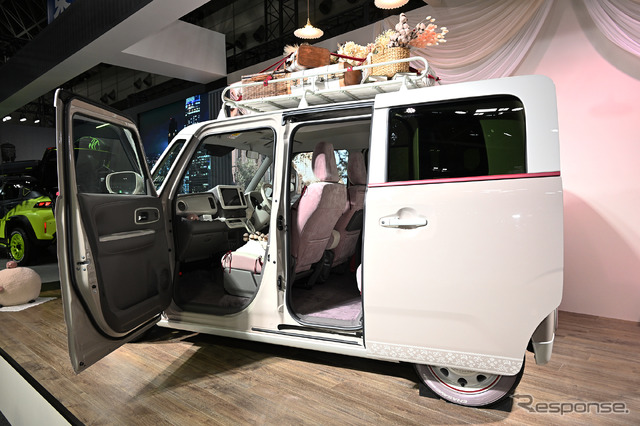 スズキ ワゴンR スマイル EUROPEAN ANTIQUE(東京オートサロン2025)