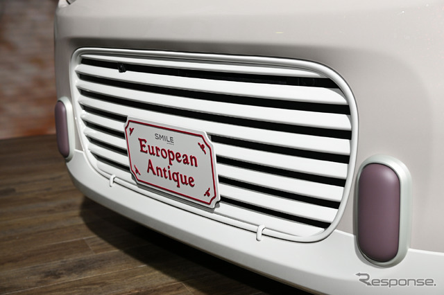 スズキ ワゴンR スマイル EUROPEAN ANTIQUE(東京オートサロン2025)