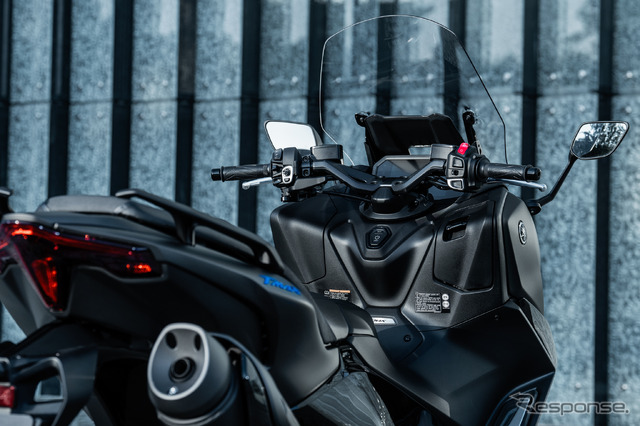 ヤマハ TMAX / TMAX TECH MAX（写真は欧州仕様）