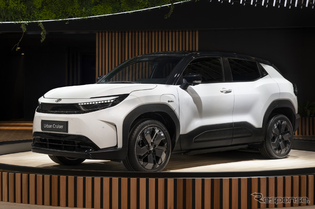 「ブリュッセルモーターショー2025」で実車が公開されたトヨタ・アーバンクルーザー