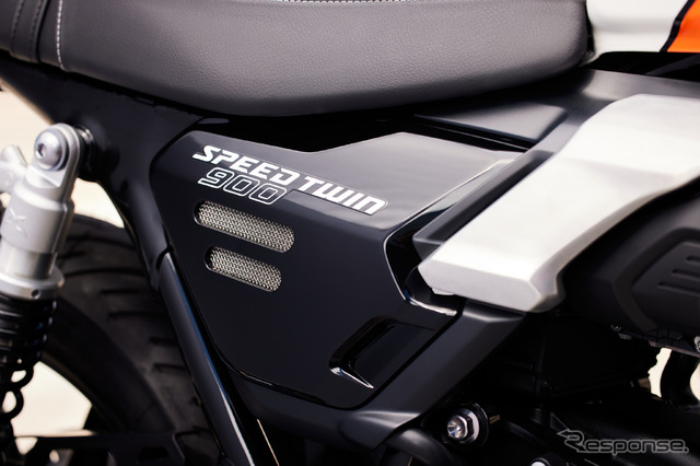 トライアンフ スピードツイン900