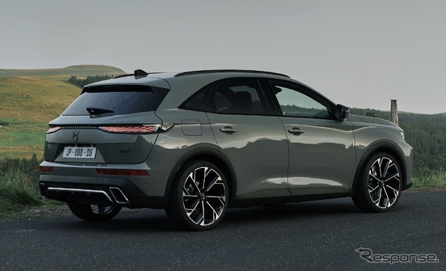 DS 7（欧州仕様）