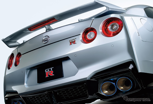 【クルマら部】クルマ愛クイズ！今回は、日産『GT-R（R35）』から全4問！