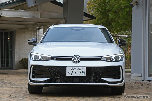 VW パサート 新型(eハイブリッド・Rライン)