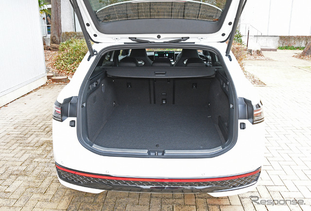 VW パサート 新型(eハイブリッド・Rライン)