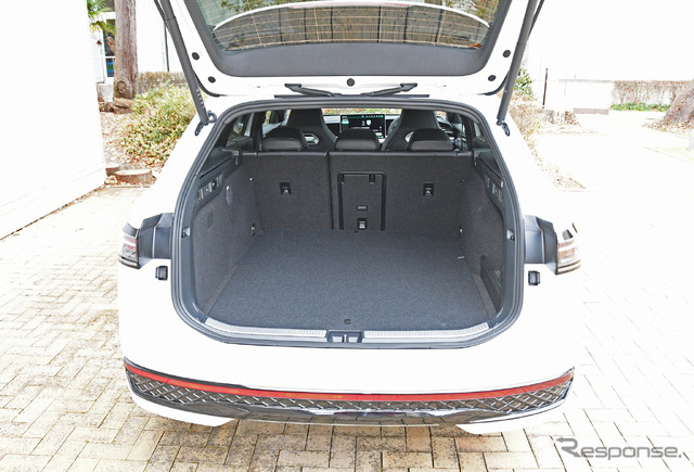 VW パサート 新型(eハイブリッド・Rライン)