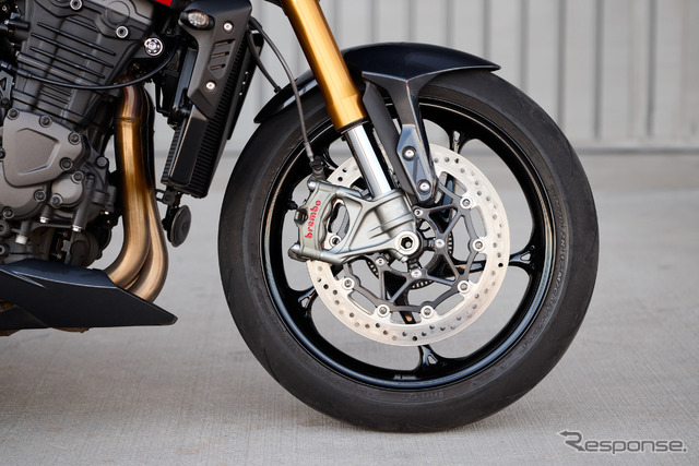 トライアンフ スピード・トリプル1200 RS 新型