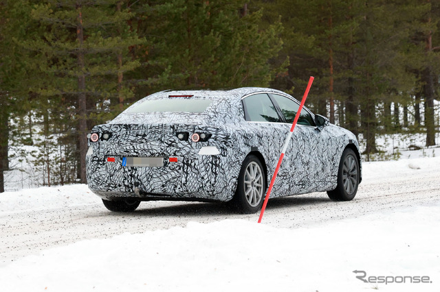 メルセデスベンツ CクラスEV 次期型のプロトタイプ