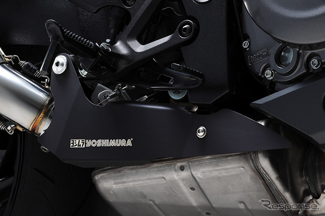 スズキ・GSX-S1000GX用・Slip-On R-11Sq サイクロン EXPORT SPEC 政府認証:専用ヒートガードが付属