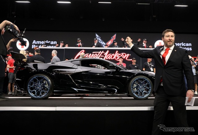 シボレー『コルベットZR1』新型の量産第1号車がバレット・ジャクソンオークションにおいて370万ドル(約5億7500万円)で落札