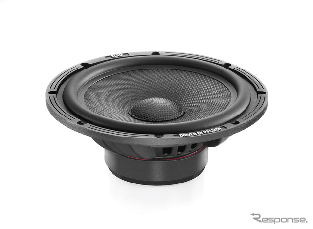 S 8.100　Signature 200mmウーファー（受注発注）希望小売価格：17万6000円（税込・ペア）●再生周波数帯域：50Hz～3.8kHz ●定格入力：150W ●入力インピーダンス：2Ω ●出力音圧レベル：93.4dB ●取付口径サイズ：178.5mm ●取付奥行サイズ：68.5mm ●グリルなし