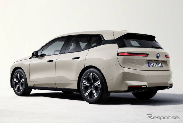 BMW iX xDrive45