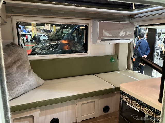 ダイレクトカーズ・アマホ・LOGOSエディション(ジャパンキャンピングカーショー2025)