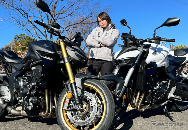 ホンダ CB1000ホーネット&SPと小鳥遊レイラ