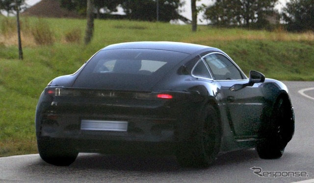 ポルシェ 718ケイマン EV 市販型プロトタイプ スクープ写真